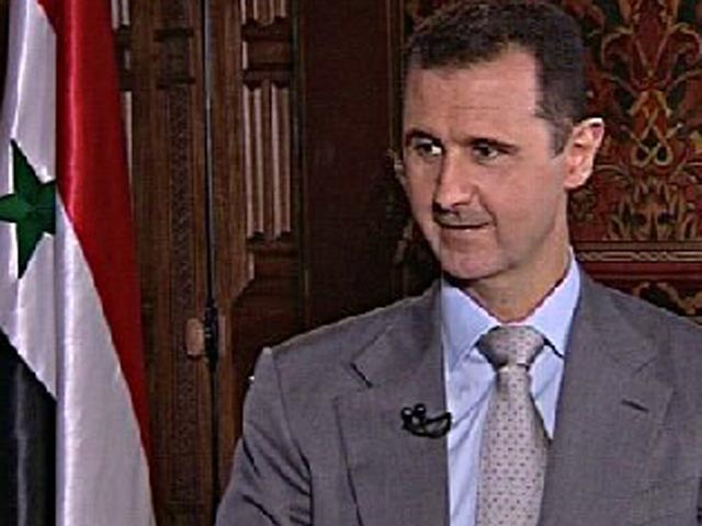"Сирия - последний оплот секуляризма, стабильности в регионе, так что, полагаю, (иностранное вмешательство породит) эффект домино, который накроет всю территорию от Атлантики до Тихого океана, да и затронет весь остальной мир", - заявил Асад