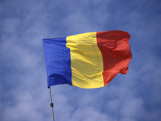Власти Румынии отозвали военного атташе в Молдавии полковника Данику Тэнасэ. Он был остановлен полицией в Кишиневе, после чего выяснилось, что полковник управлял автомобилем в нетрезвом виде