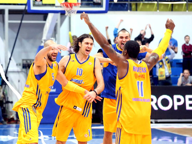 Баскетболисты подмосковных "Химок" одолели турецкий "Фенербахче" в домашнем матче 6-го тура группового раунда Евролиги со счетом 71:70 (17:18, 22:11, 17:22, 15:19)