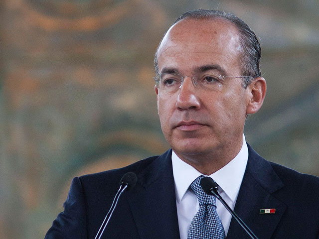 Президент Мексики перед уходом решил изменить название страны