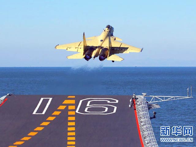 Военно-воздушные силы Китая добиваются одного успеха за другим. Едва стало известно о том, что истребитель пятого поколения научился летать, как выяснилось, что предыдущие модели научились приземляться на палубу авианосца