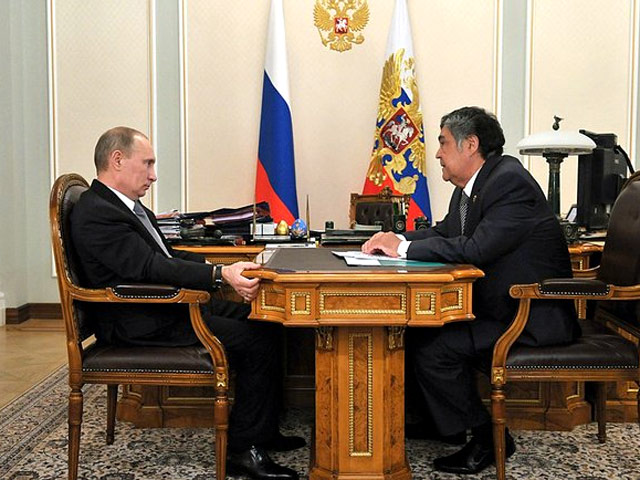 Рабочая встреча Владимира Путина с губернатором Кемеровской области Аманом Тулеевым, 28 ноября 2012 года
