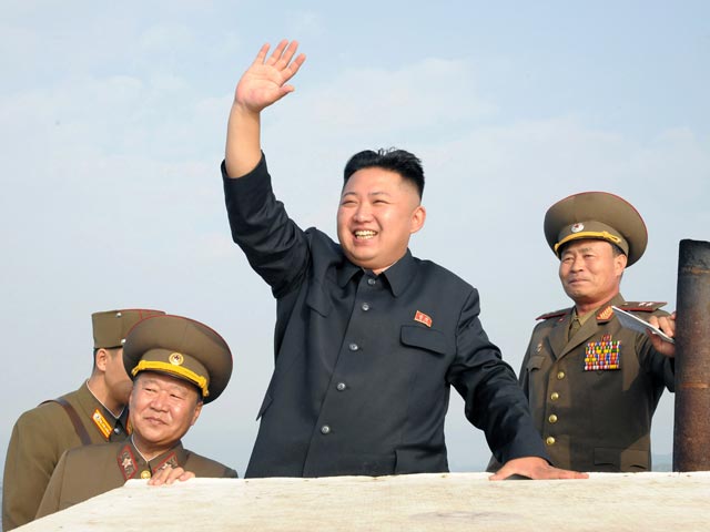 Северокорейский лидер Ким Чен Ын лидирует в онлайн-голосовании американского журнала Time, по итогам которого должен быть назван "человек года"