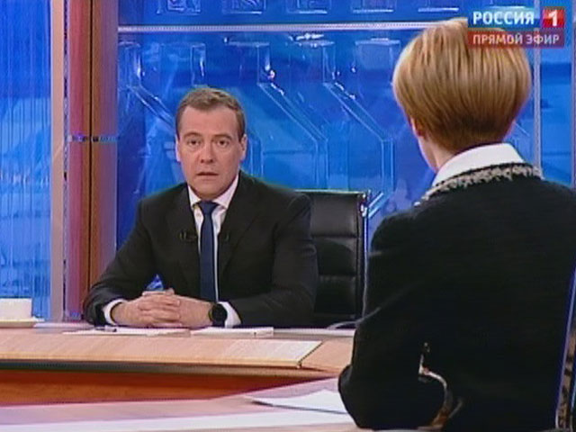 Большое интервью Дмитрия Медведева пяти каналам сделало из него своеобразного антигероя блогосферы