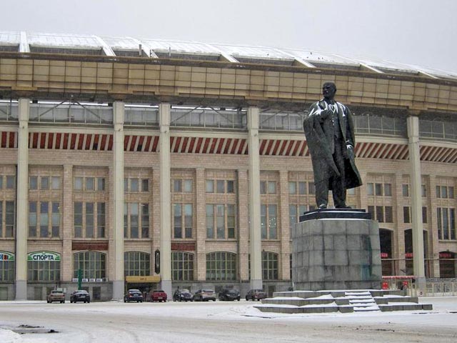 Глава Министерства спорта России Виталий Мутко заявил, что стадион "Лужники" будет снесен после чемпионата мира по легкой атлетике в 2013 году