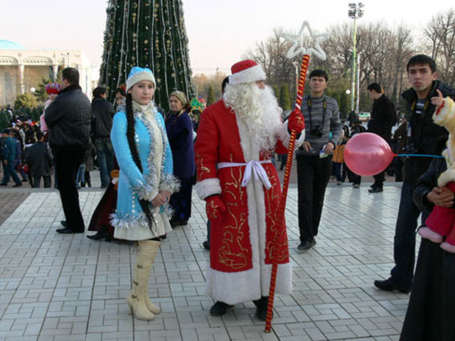 Телеканалам Узбекистана не рекомендовано показывать в новогодних программах Деда Мороза, Снегурочку и других персонажей русских сказок