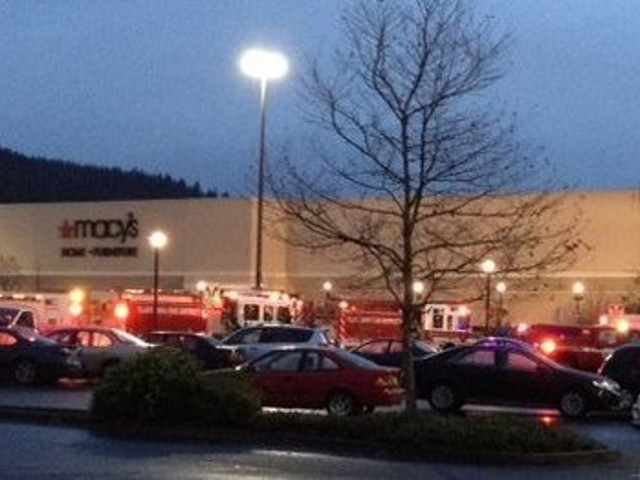 В американском городе Портленд (штат Орегон) два человека убиты, один получил ранения в результате стрельбы в одном из торговых центров