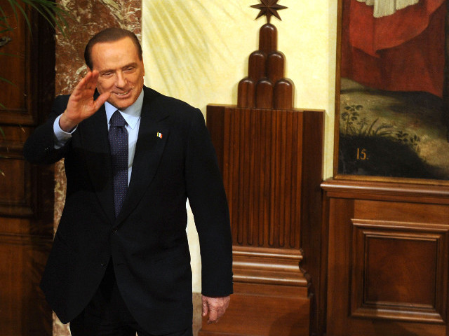 Итальянский католический журнал назвал Берлускони динозавром