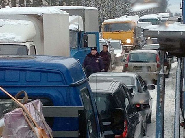 Генпрокуратура РФ определила виновников транспортным коллапса, возникшего на федеральной трассе М-10 "Россия" в конце ноября - начале декабря