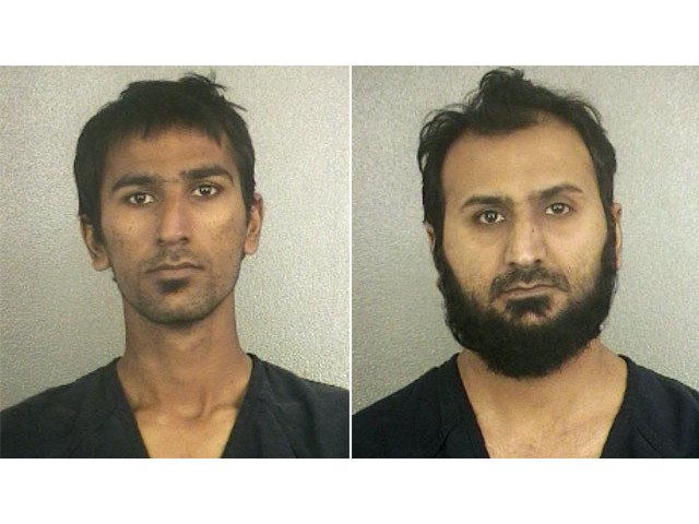 В США на скамье подсудимых оказались двое выходцев из Пакистана, которых американские власти обвиняют в том, что они планировали организовать теракты у достопримечательностей Нью-Йорка