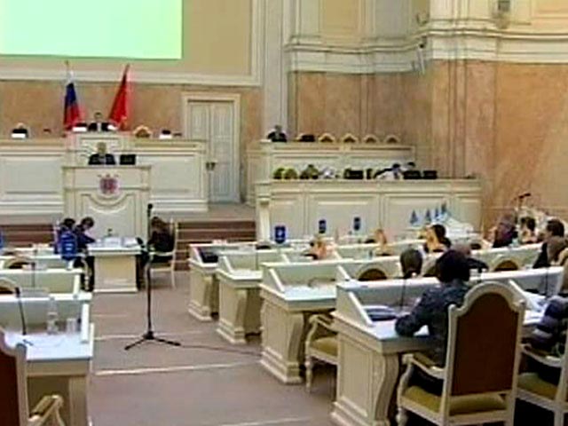Закон о запрете пропаганды гомосексуализма и педофилии среди несовершеннолетних вступил в силу в Санкт-Петербурге 30 марта