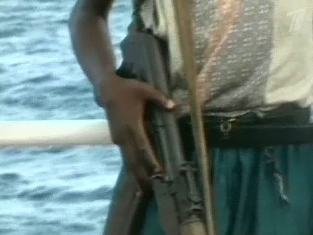 Сомалийские пираты отпустили 22 заложников и панамское судно 