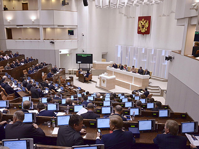 Комитет Совета Федерации по международным делам рекомендовал палате одобрить на заседании 26 декабря проект "сиротского закона"