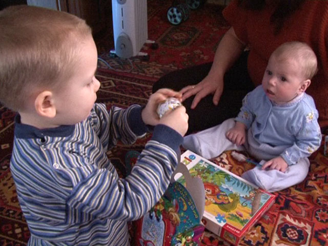 На Урале разнорабочему грозит заключение за кражу конфет из новогодних подарков для детей-инвалидов