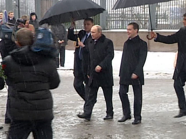 Президент России Владимир Путин и председатель правительства Дмитрий Медведев снова дали понять общественности, что никаких разладов между ними нет