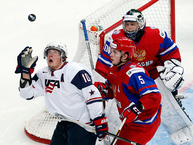 Сборная России по хоккею, составленная из игроков не старше 20 лет, одержала вторую победу на молодежном чемпионате мира в Уфе