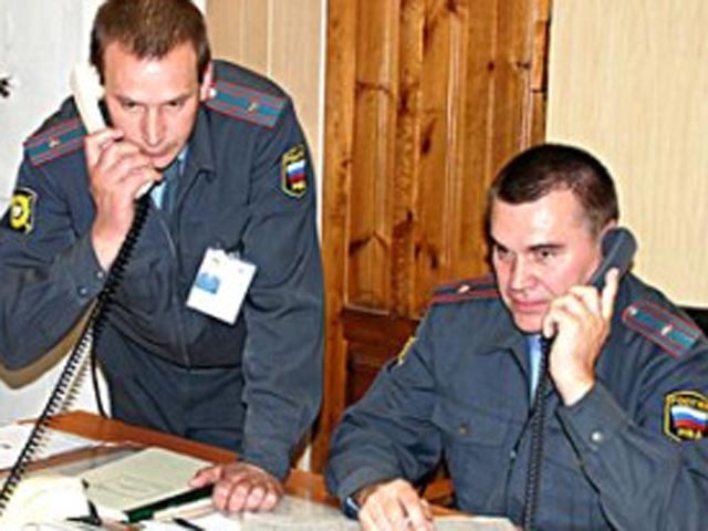 Полицейские в ходе преследования задержали 18-летнего юношу, подозреваемого в налете на один из филиалов Сбербанка в Екатеринбурге