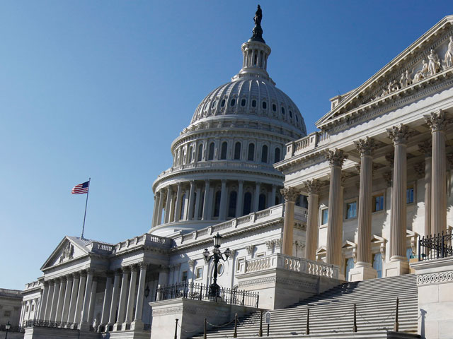 Палата Представителей США проголосовала за повышение налогов
