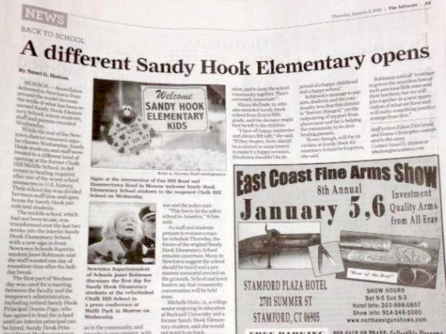 Газета американского города Стэмфорд (штат Коннектикут) The Stamford Advocate извинилась перед своими читателями за публикацию рекламы оружия на одной полосе со статьей о школе Sandy Hook, где в прошлом месяце произошло вооруженное нападение на детей