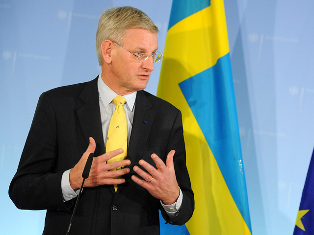 Министр иностранных дел Швеции Карл Бильдт раскритиковал Москву за "экономический шантаж" Украины
