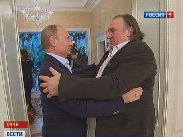Президент России Владимир Путин встретился с французским актером Жераром Депардье, которому было предоставлено российское гражданство