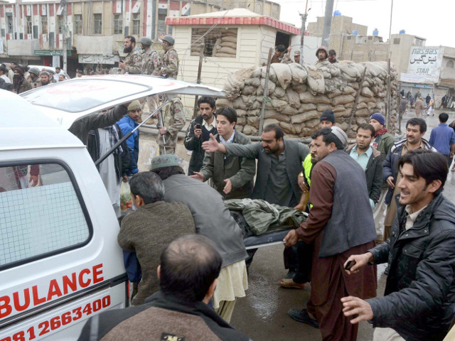 В Пакистане более 90 человек погибли и свыше 225 пострадали в результате серии взрывов, которые прогремели в городах Кветта (провинция Белуджистан) и Мингора (провинция Хайбер-Пахтунхва)