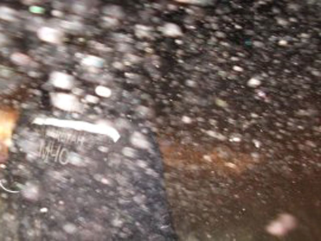 Казахстан накрыла снежная буря: спасателям пришлось извлечь из-под снежных заносов сотни автомобилей и людей, местами ураганный ветер срывал кровли с многоэтажных домов, перекрыто движение по многим магистралям