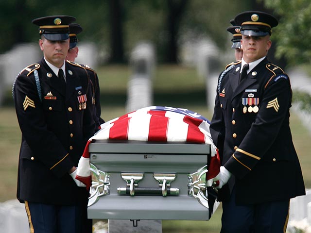 Армия США столкнулась с рекордным числом самоубийств среди военнослужащих в 2012 году. Количество покончивших с собой составило 349 - то есть почти по одному военнослужащему в день