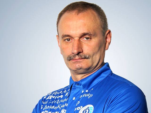 Женскую сборную России по волейболу возглавит тренер мужской команды