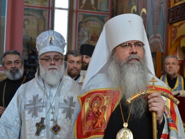 На торжественной церемонии в Свято-Николаевском кафедральном соборе столицы США митрополит Тихон, возглавивший ПЦА в ноябре минувшего года, заявил о стремлении сохранять особые отношения с Русской православной церковью, которые поддерживаются уже многие г