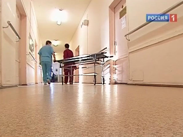Под Костромой судят пенсионера, зарезавшего 22-летнюю жену прямо на больничной койке
