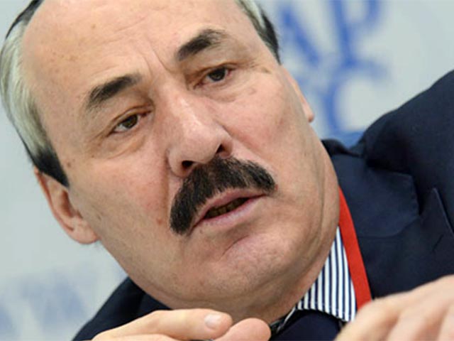 Рамазан Абдулатипов, который на днях стал врио главы Дагестана, отправил в отставку правительство республики
