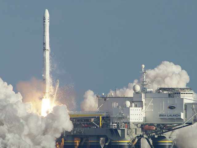 Ракета-носитель "Зенит-3SL" со спутником связи Intelsat-27 стартовала в пятницу в 10:56 по московскому времени по программе "Морской старт" с плавучей стартовой платформы Odyssey 
