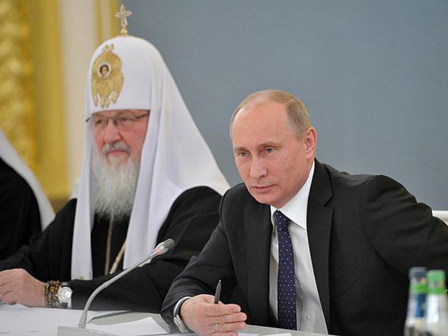 Президент РФ Владимир Путин встретился в пятницу с участниками Архиерейского собора Русской православной церкви