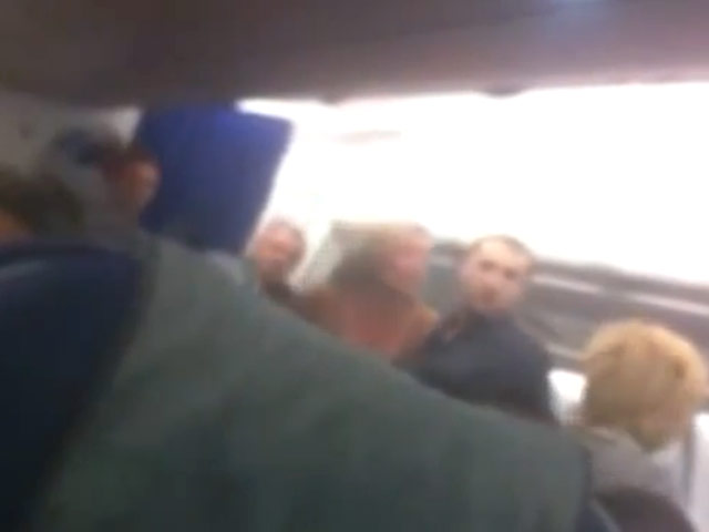 Пассажир, устроивший дебош в самолете на Пхукет, поведал свою версию произошедшего