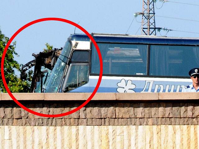 Болгарские силовики установили личности двоих предполагаемых организаторов подрыва автобуса с израильтянами в аэропорту города Бургас в июле прошлого года