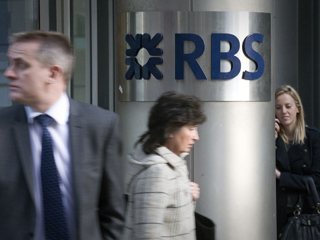 Управление по финансовому регулированию и надзору Великобритании выписало Королевскому банку Шотландии - RBS штраф в 87,5 млн фунтов, американские регуляторы и минюст США - в 300 млн фунтов