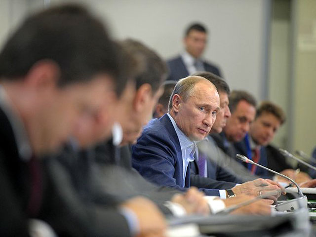 Устроив разнос, Путин пообещал еще дважды нагрянуть с проверкой в Сочи перед Играми
