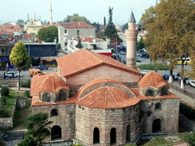 Власти Турции приняли решение превратить храм Святой Софии в Трапезунде в мечеть