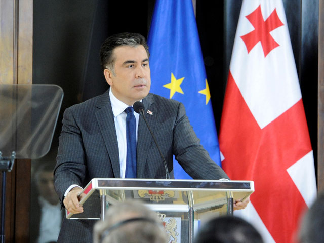 Президент Грузии Михаил Саакашвили вечером в пятницу все же выступил с телеобращением к грузинскому народу