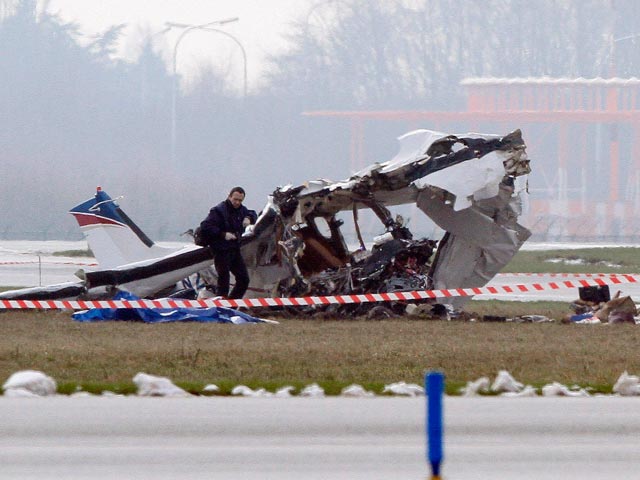 Пассажирский самолет разбился в бельгийском аэропорту 