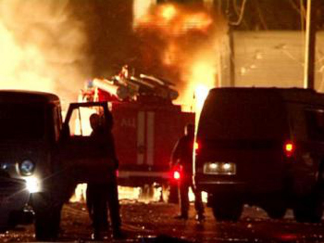 В дагестанском городе Хасавюрте, на въездном посту ГИБДД, произошел взрыв. По предварительным данным, атаку на пост полиции осуществил террорист-самоубийца