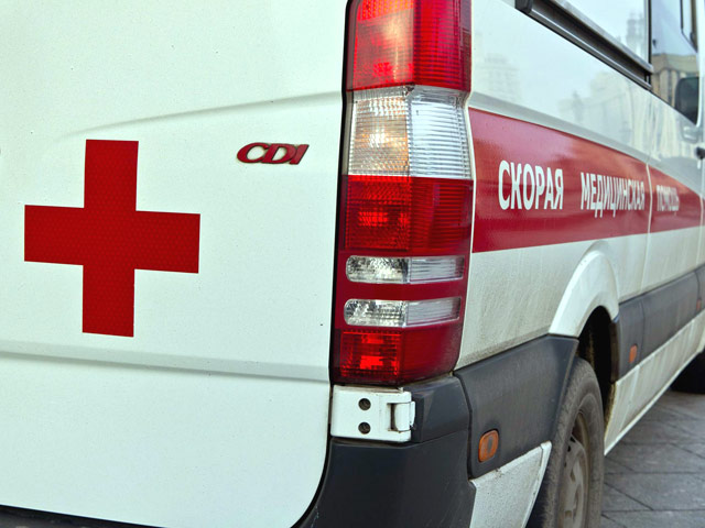 В центре столицы в ночь на среду иномарка врезалась в машину "скорой помощи". В результате ДТП ранения получили четыре человека