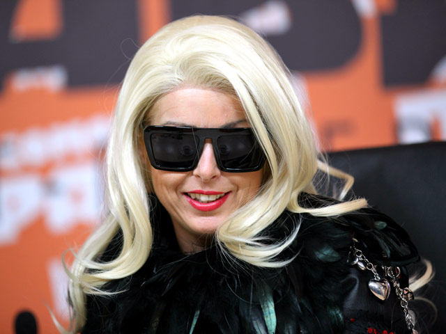 Американская певица Lady Gaga перенесла операцию на бедре, о чем она сообщила на своем официальном сайте, поблагодарив поклонников за поддержку