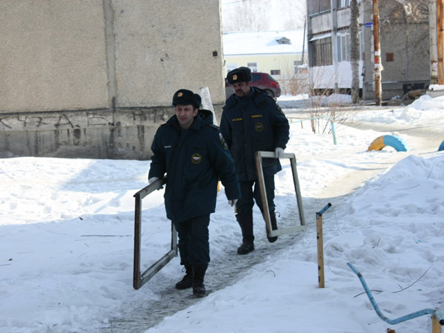 Ремонтники устранили большую часть разрушений, ставших результатом падения метеорита в Челябинской области, сообщает в воскресенье ГУ МЧС региона