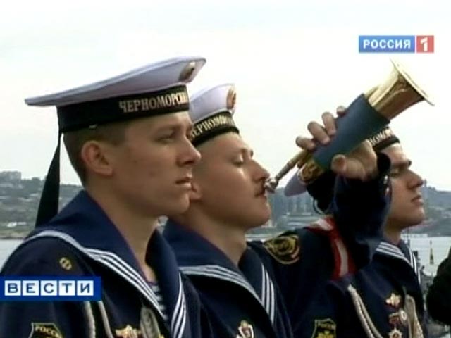 Российский флот с 2015 года возобновит свое постоянное присутствие в Средиземном море, сообщил ИТАР-ТАСС источник в Генштабе