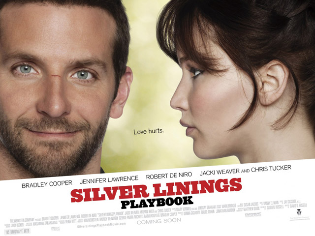 Драматическая комедия "Мой парень - псих" (Silver Linings Playbook) Дэвида Расселла была названа лучшим фильмом 2012 года на церемонии вручения премии "Независимый дух"
