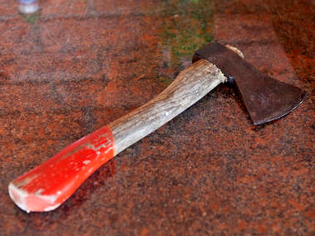 Под Калининградом отец шестерых детей отрубил 15-летнему сыну палец в наказание за выпитый портвейн