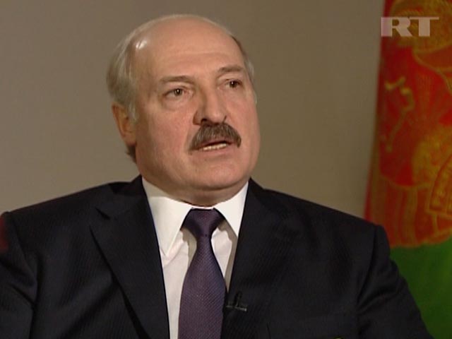 Президент Белоруссии Александр Лукашенко предупредил правительство, что при неудовлетворительных экономических показателях он отправит его в отставку