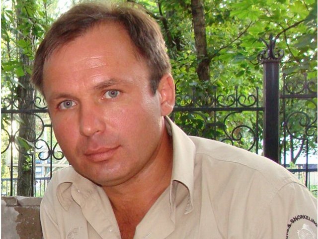 Российский летчик Константин Ярошенко, осужденный в США за подготовку транспортировки крупной партии кокаина, жалуется на проблемы со здоровьем и недостаточную медицинскую помощь